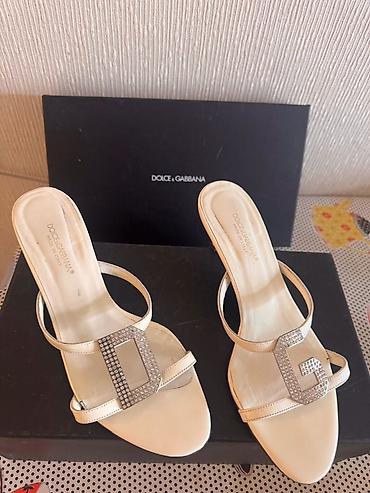 Basanoşka və səndəllər: Dolce & Gabbana, Ölçü: 36, rəng - Qara, İşlənmiş — 5