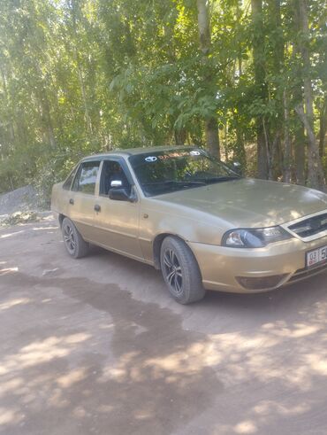 Daewoo: Daewoo Nexia: 2012 г., 1.6 л, Механика, Бензин, Седан