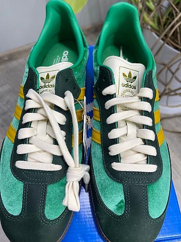 samba: Кроссовки Adidas Originals Samba OG shoes в зеленом цвете. Верх — 8