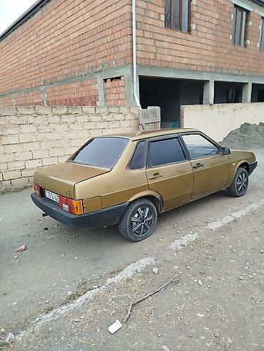 VAZ (LADA): Satılır: VAZ 21099 sedan Xüsusiyyətlər: - Kuzov: 4 qapılı sedan — 3