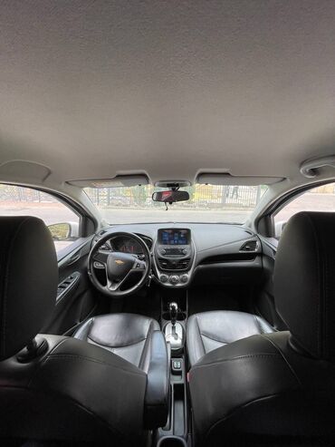 Chevrolet: Chevrolet Spark: 2016 г., 1 л, Автомат, Бензин, Хэтчбэк — 4