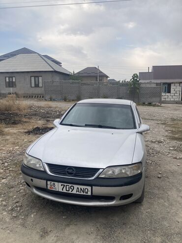 Opel: Opel Vectra: 1997 г., 1.6 л, Автомат, Бензин, Седан