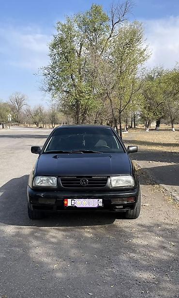 голф венто: Volkswagen Vento: 1994 г., 1.8 л, Механика, Седан — 2