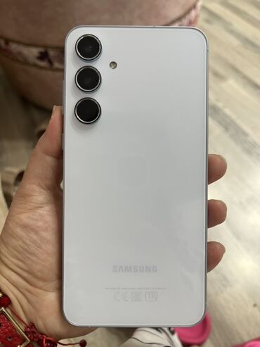 телефон флай большой: Samsung Galaxy A55, 128 GB, rəng - Ağ, İki sim kartlı