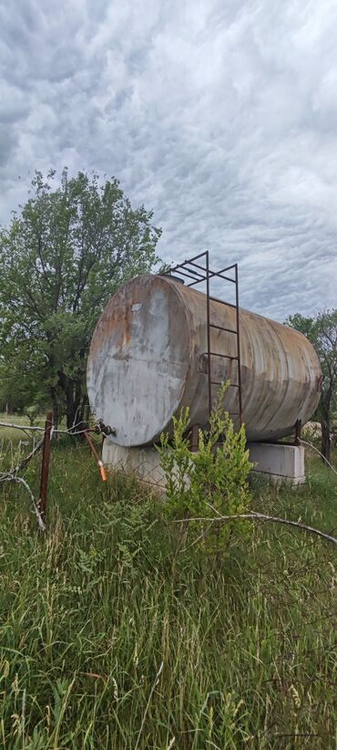 3 тонна бочка: Бочка Металл, 20000 л, Самовывоз