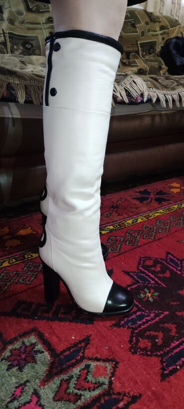 женские сапоги на каблуке: Сапоги, 35.5, цвет - Белый