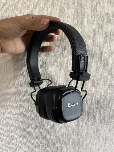 Наушники: Полноразмерные, Marshall, Б/у, Беспроводные (Bluetooth), Классические