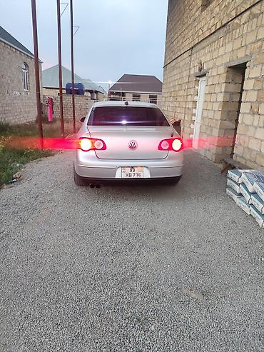 radiator zass: Volkswagen Passat sedan – gümüşü rəng Xüsusiyyətlər: - Kuzov: sedan — 2