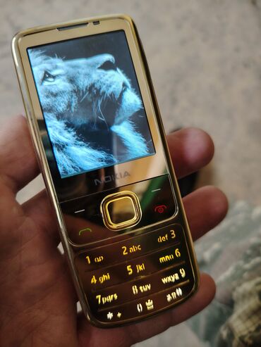 nokia gold 8800: Nokia 6700 Slide, < 2 GB Memory Capacity, rəng - Qızılı, Düyməli