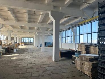 Binalar: Razində, Fidan şadlıq sarayı yolunda, Grandmartın yaxınlığında, 5 — 8