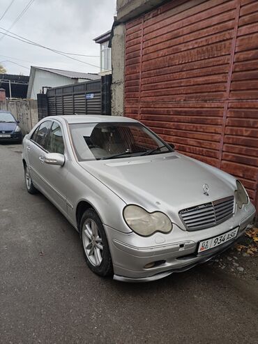 Mercedes-Benz: Mercedes-Benz C-Class: 2001 г., 3.2 л, Автомат, Бензин, Седан