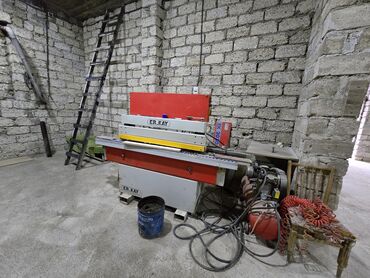 Sex, zavod və fabriklər: Mebel Sexi ( Taxta Sexi ) Arendaya (İcarəyə) Verilir. 110kv. Hündürlük — 6