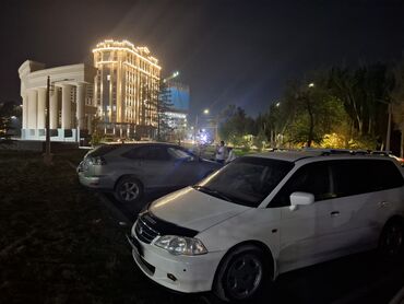 Honda: Honda Odyssey: 2000 г., 2.3 л, Типтроник, Бензин, Минивэн