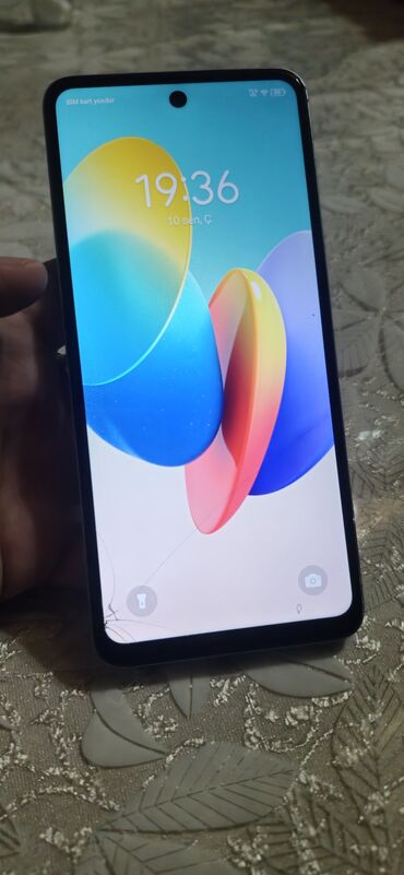 Сковородки: Tecno Spark Go 2024, 128 ГБ, цвет - Синий, Две SIM карты