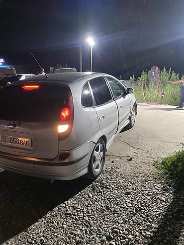 каптива 2008: Nissan Tino: 2001 г., 2 л, Автомат, Газ, Хэтчбэк — 3
