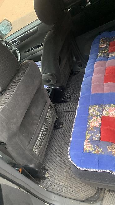 Toyota: Toyota Ipsum: 2003 г., 2.4 л, Автомат, Бензин, Минивэн — 9