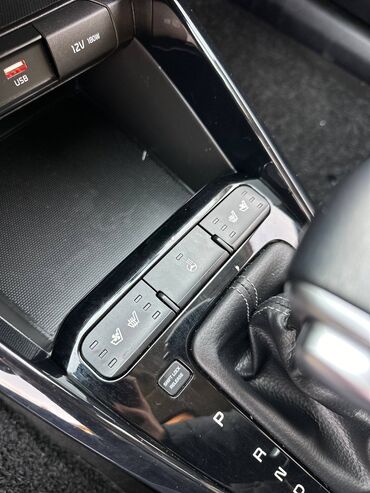 Kia: Kia Stonic: 2019 г., 1.6 л, Дизель, Хэтчбэк — 12