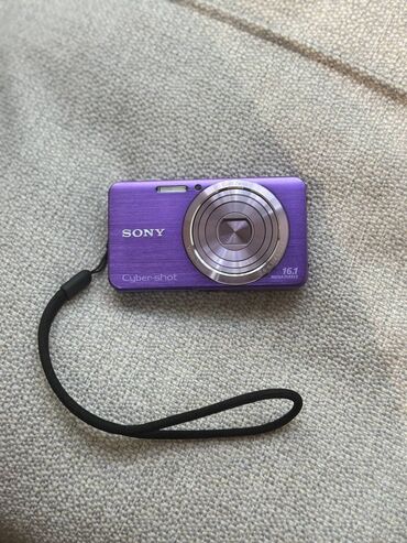 Fotokameralar: Sony диджитал фотоаппарат в идеальном состоянии! Прошу только напишите