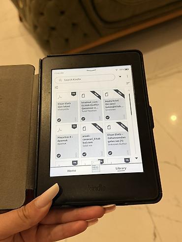 telefon iphone 11: Kindle Paperwhite 7 (7-ci nəsil) satılır. Cihaz çox səliqəli istifadə — 1