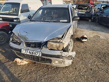 muhərrik yastığı: Hyundai Elantra, gümüşü rəng. Sedan kuzov. Texniki xüsusiyyətlər: - — 4