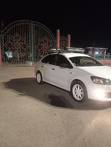 17 215 55: Volkswagen Polo: 2012 г., 1.6 л, Механика, Газ, Седан — 5