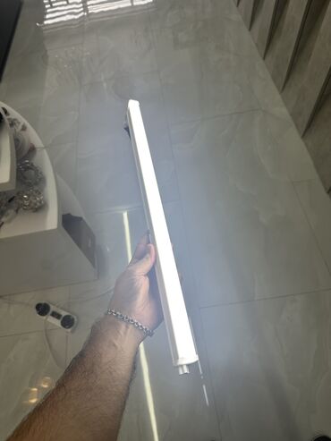 Digər işıqlandırma: 9w və 18w işıq gücünə sahib olan lampalar. 9w-3.5 azn ( 60 cm) 18w- 5 -da lalafo.az — 8 Digər işıqlandırma: 9w və 18w işıq gücünə sahib olan lampalar. 9w-3.5 azn ( 60 cm) 18w- 5 — 8