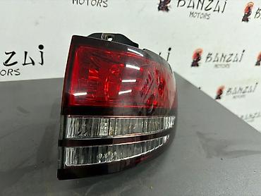 estima: Задний правый стоп-сигнал Toyota 2002 г., Б/у, Оригинал, Япония — 1