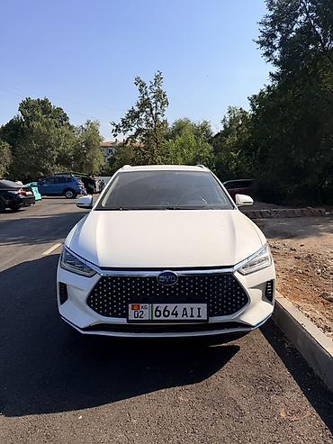 электромобиль byd: Сдается на аренду на долгий срок ! BYD E2 Электро белый кузов — 1