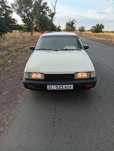 ом 662: Mazda 626: 1988 г., 2 л, Механика, Бензин, Седан — 1