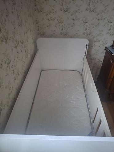 venera mebel: Uşaq beşiyi – ağ və çəhrayı dizayn - Material: laminat/MDF — 3