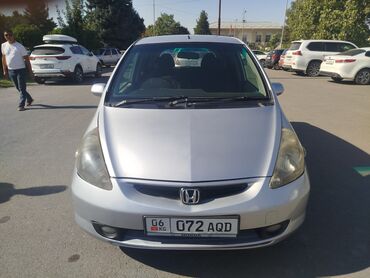 машины на обмен: Honda Fit: 2001 г., 1.3 л, Вариатор, Бензин, Хэтчбэк