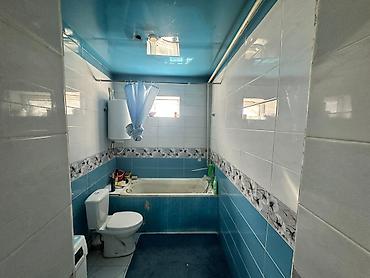 Продажа коттеджей и домов: 🏡 Продаётся уютный дом в Ак-Ордо! 📍 Пересечение ул. Лущихина и — 5
