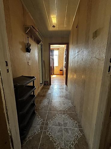 bakixanovda ev: Bakı, Bakıxanov qəs., 2 otaqlı, Köhnə tikili, m. Neftçilər, 43 kv. m — 2