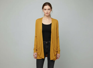 zara zolty sweter: Star, Women`s knitwear, size M