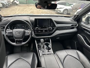 Toyota: Toyota Highlander: 2021 г., 3.5 л, Автомат, Бензин, Кроссовер — 6