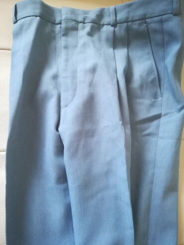 Pantalone: Pantalone 2 kom sve za 500 din vel XL/XXL. Crne i plave na crtu. Crne — 8