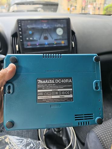 elektron defter: Makita DC40RA sürətli şarj cihazı – XGT 40V Max Li-ion akkumulyatorlar — 4