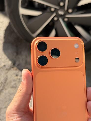 apple 17 pro: IPhone 17 Pro Max, Б/у, 512 ГБ, Оранжевый, Коробка, 98 % — 2