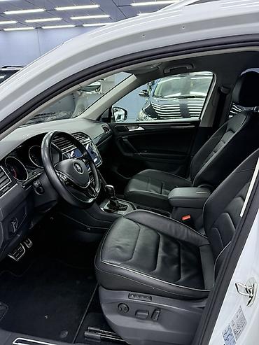 Volkswagen: Volkswagen Tiguan: 2018 г., 2 л, Робот, Дизель, Кроссовер — 3