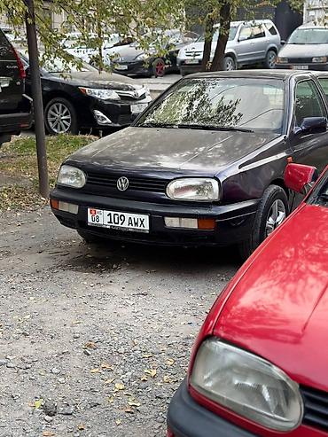 Volkswagen: Volkswagen Golf: 1993 г., 1.8 л, Механика, Бензин, Хэтчбэк — 13