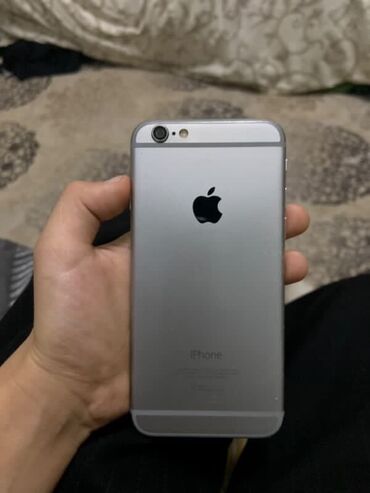 Apple iPhone: IPhone 6, Б/у, 128 ГБ, Matte Silver, Чехол, 80 %