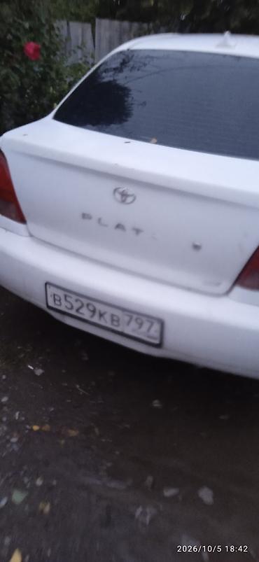 Продажа авто: Toyota Platz: 2000 г., Бензин, Седан — 4