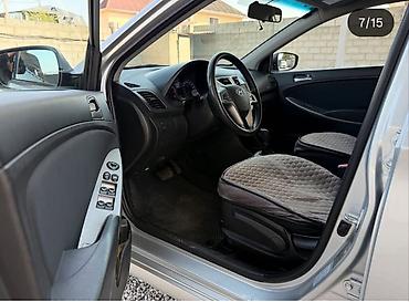 солярись: Hyundai Solaris: 2015 г., 1.6 л, Автомат, Бензин, Седан — 7