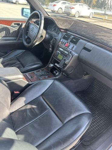 Mercedes-Benz: Mercedes-Benz E-Class: 1996 г., 4.2 л, Автомат, Бензин, Седан — 4