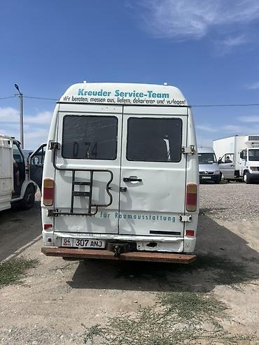 r24: Mercedes-Benz T1: 1988 г., 2.3 л, Механика, Дизель, Фургон — 8