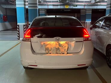Honda: Honda Insight: 1.3 l | 2010 il Hetçbek