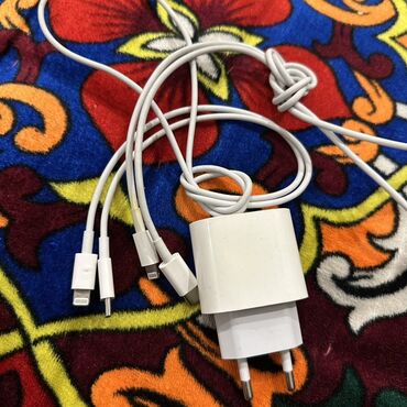 отдам даром детский вещи: Бесплатно отдам НЕРАБОЧИЕ зарядки от iPhone!