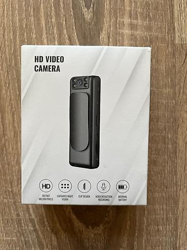 kameralı eynek: HD Video Kamera – kompakt klip-li model Xüsusiyyətlər: - HD iki — 1