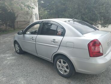 авто на прокат без залога: Hyundai Accent: 1.6 л | 2008 г. Седан