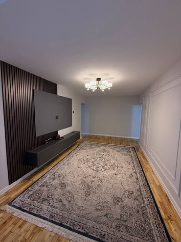 купить квартиру в микрорайоне бишкек: 3 комнаты, 58 м², 104 серия, 1 этаж, Евроремонт